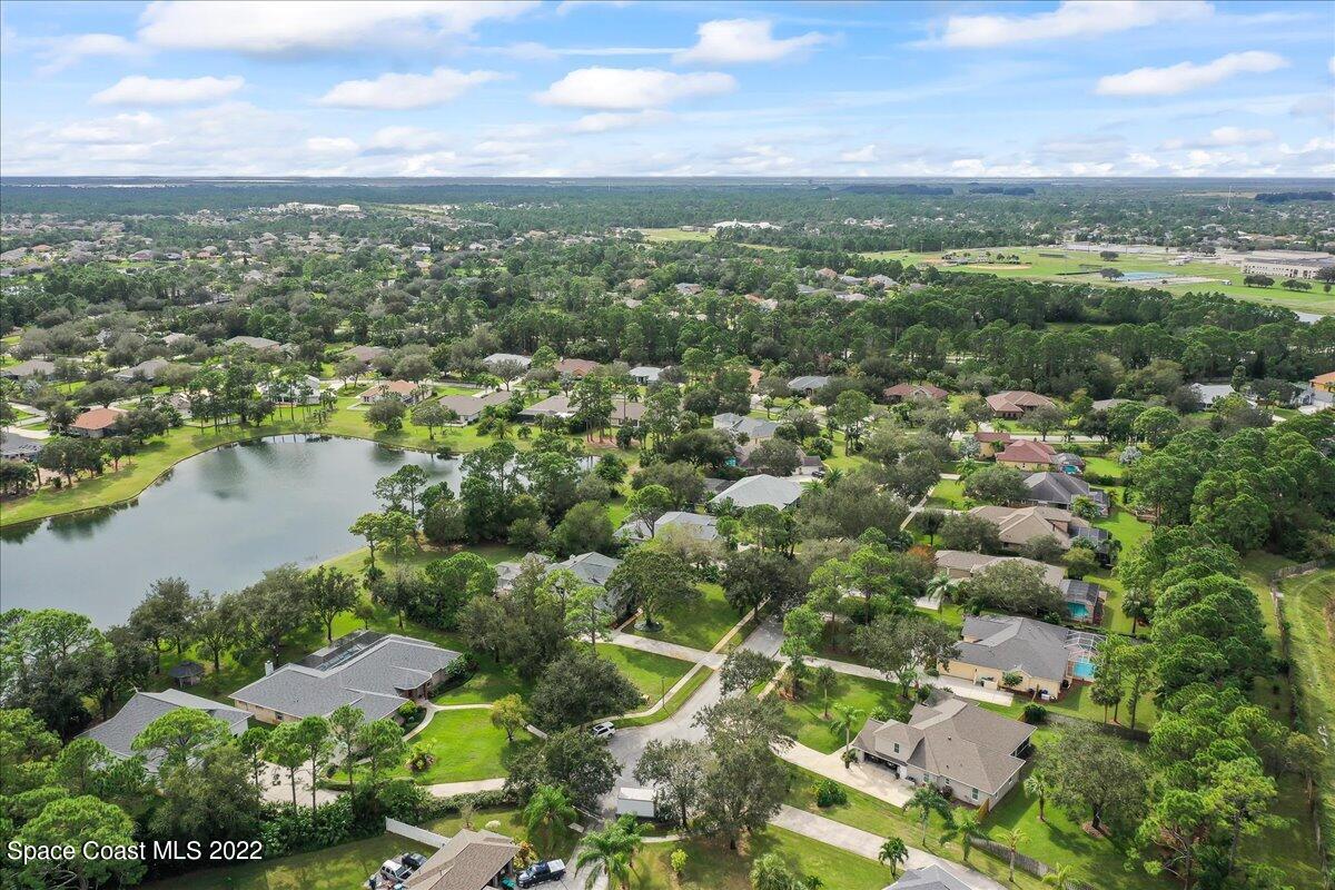 213 Brightwater Drive SE