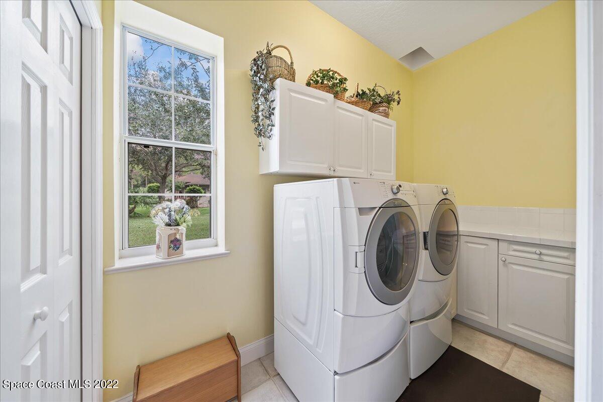 213 Brightwater Drive SE