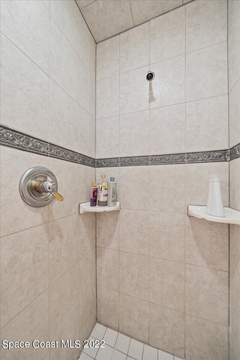 213 Brightwater Drive SE