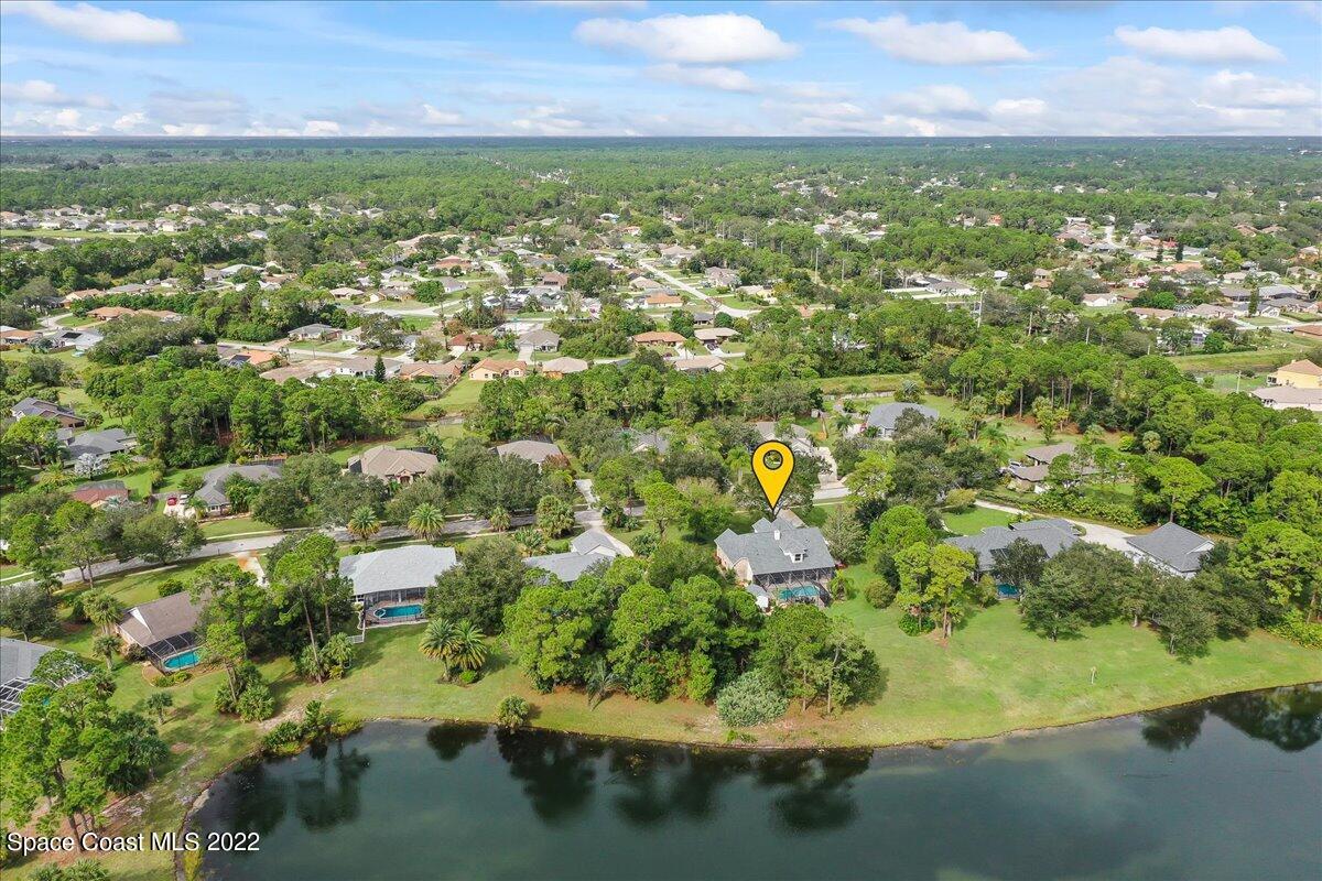 213 Brightwater Drive SE