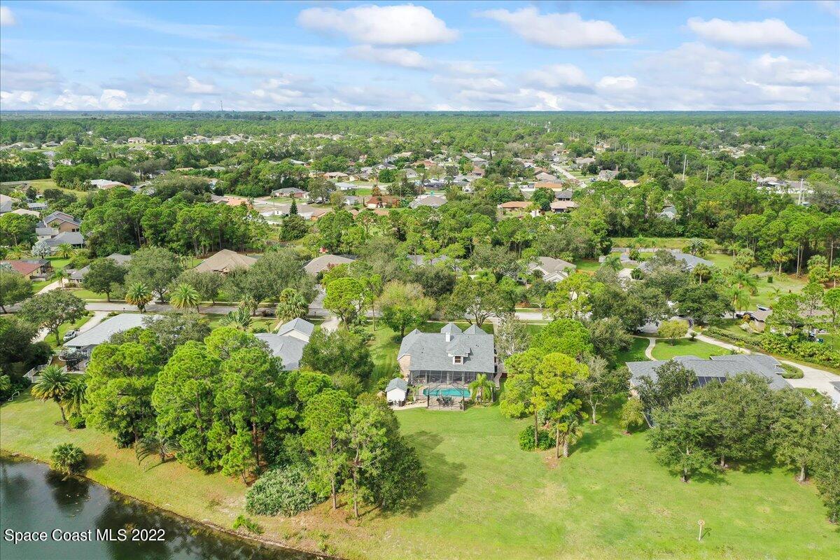 213 Brightwater Drive SE