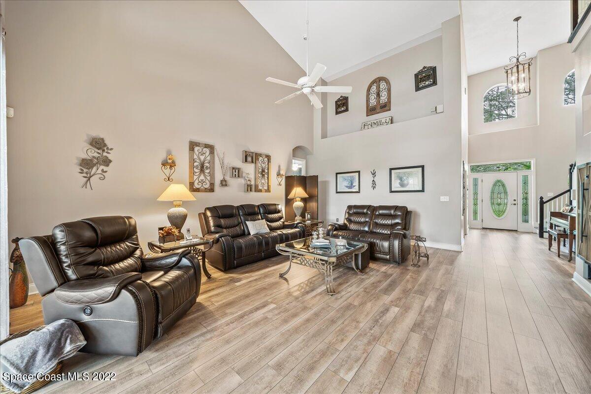 213 Brightwater Drive SE