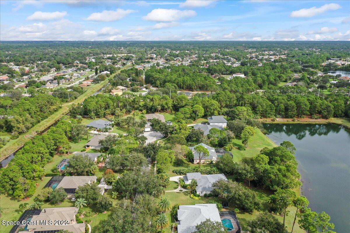 213 Brightwater Drive SE