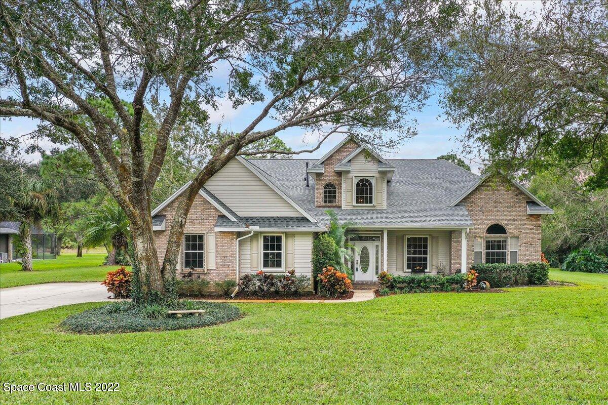 213 Brightwater Drive SE