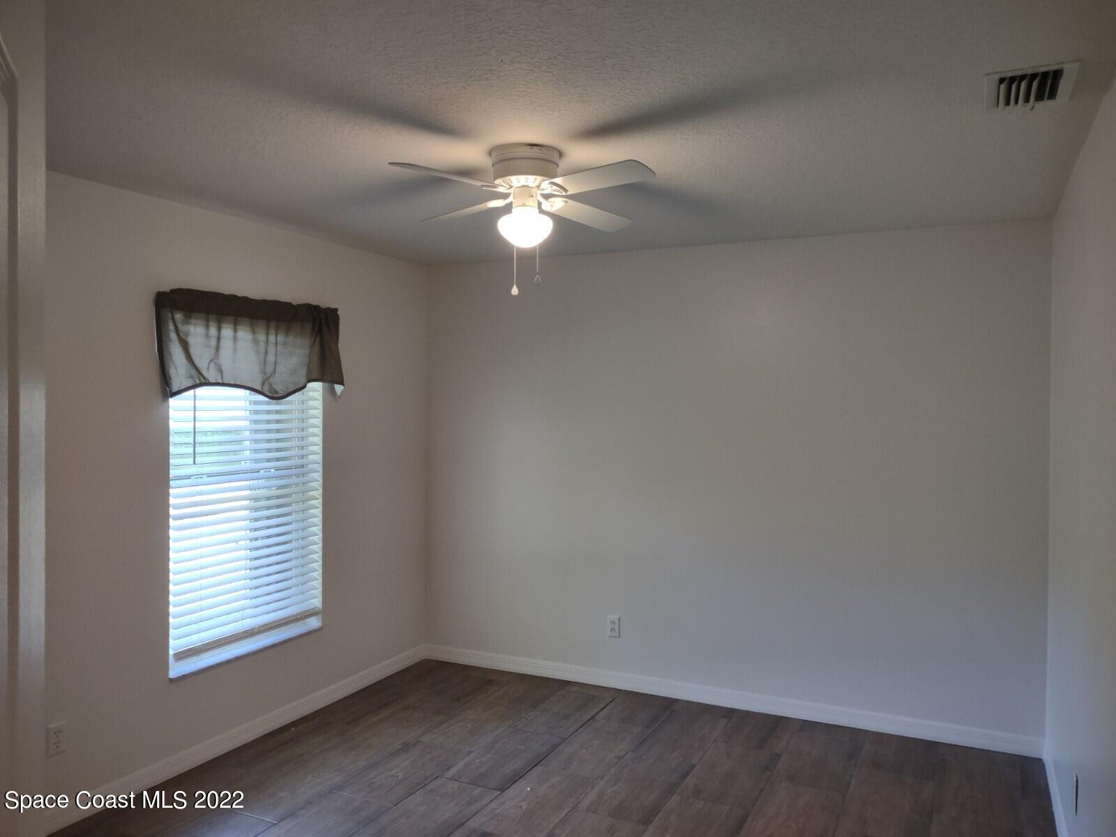 1792 Ladderback Court