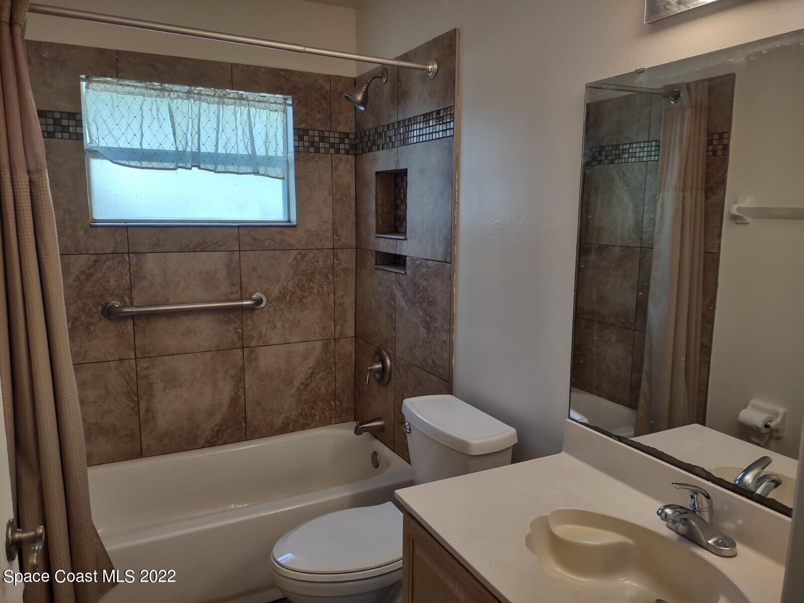 1792 Ladderback Court