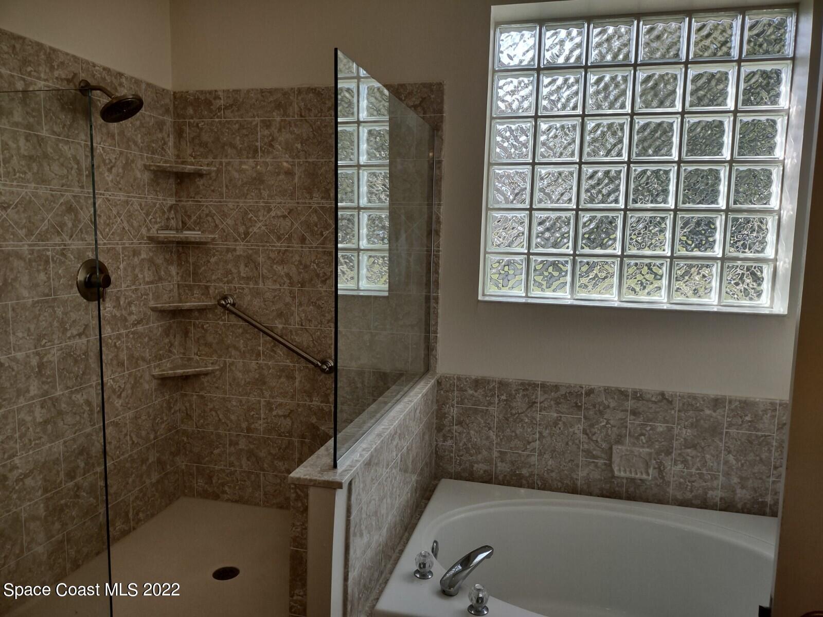 1792 Ladderback Court