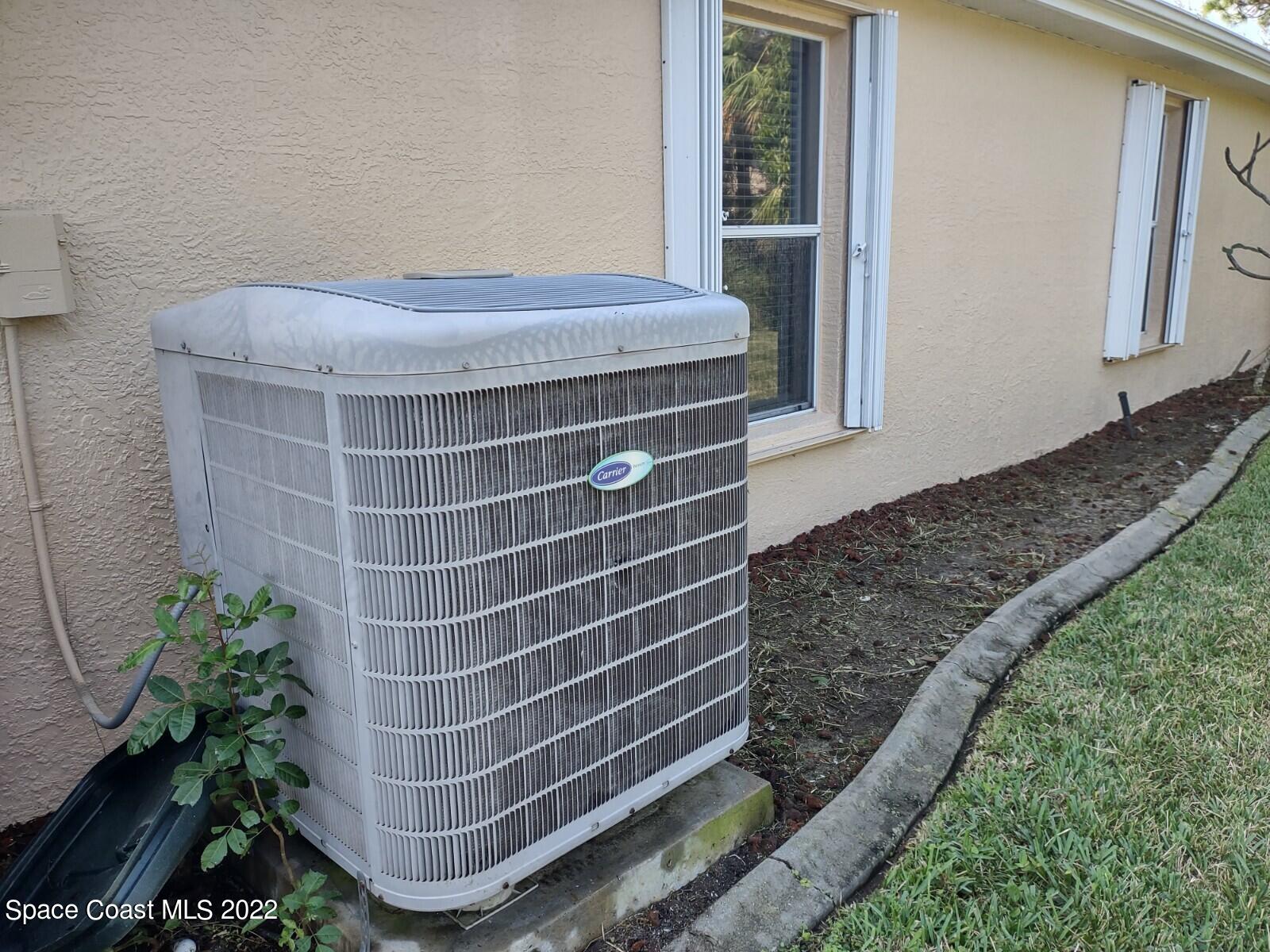 1792 Ladderback Court