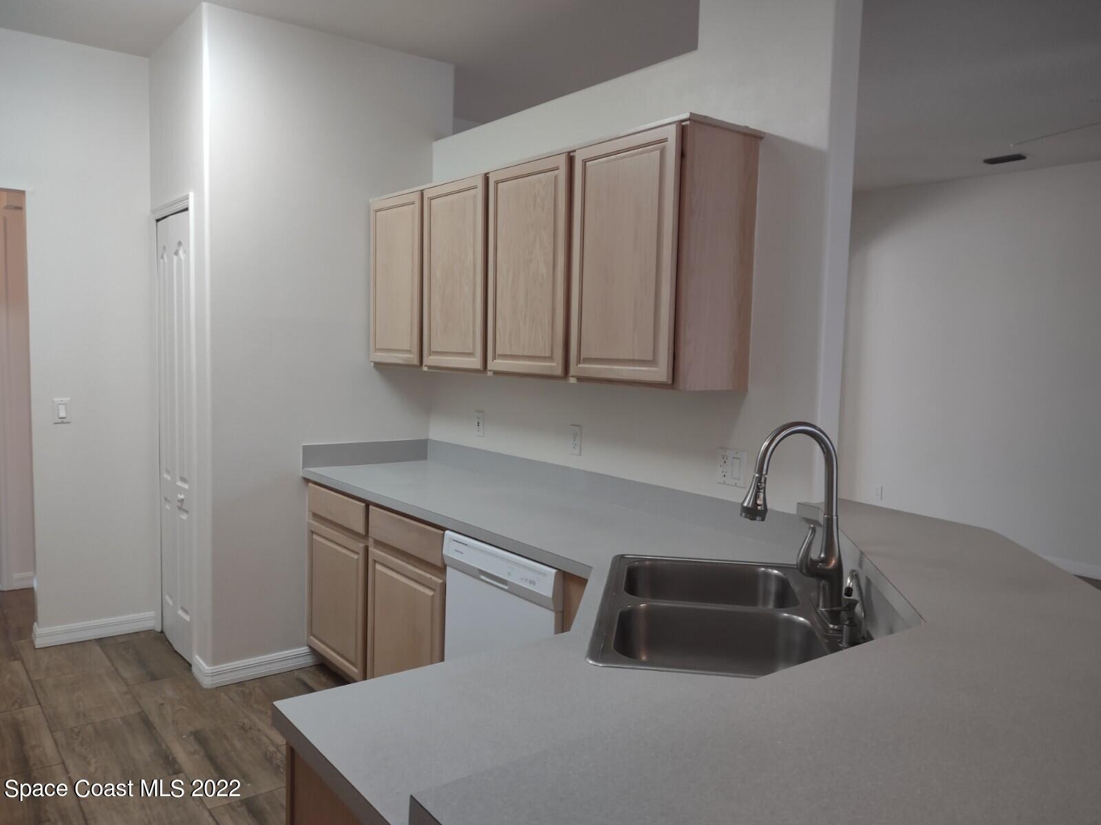 1792 Ladderback Court