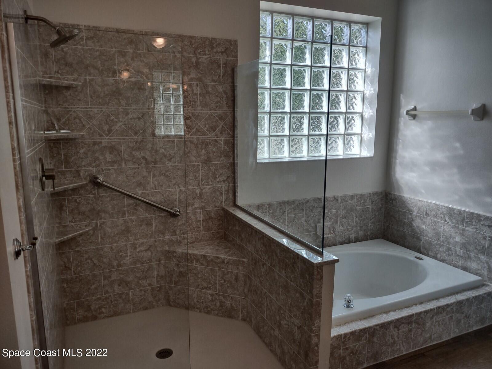 1792 Ladderback Court