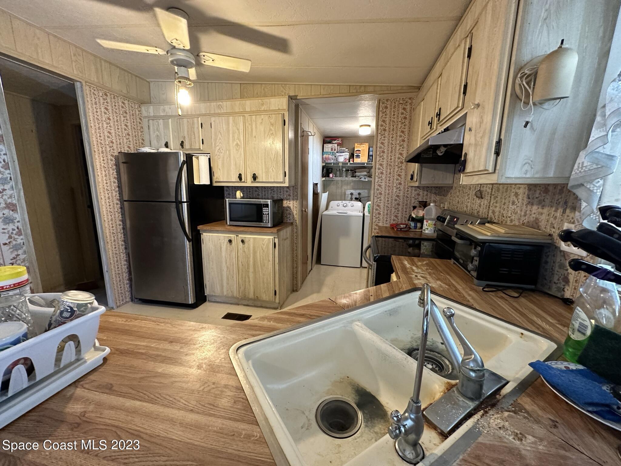 717 Periwinkle Circle