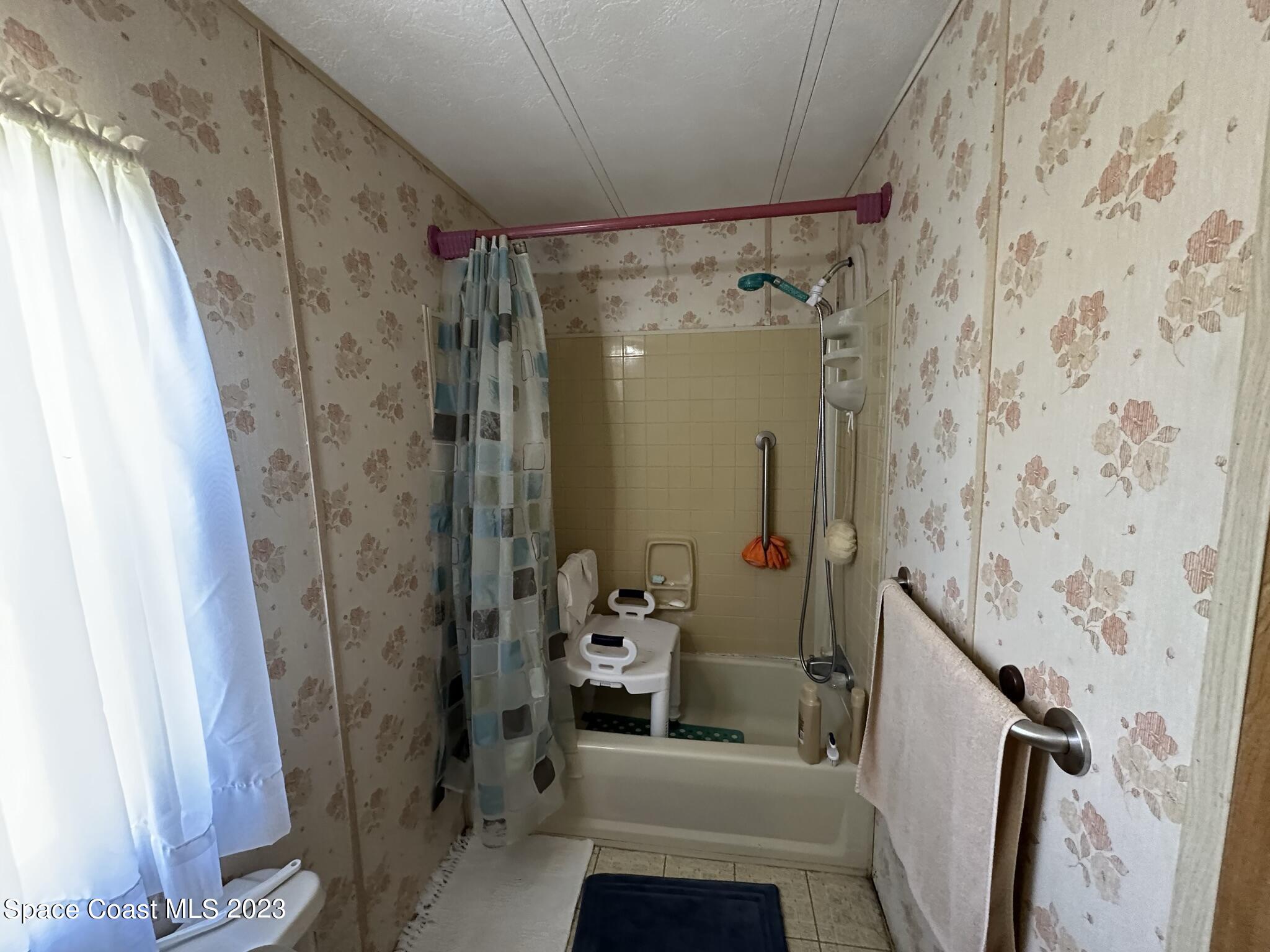 717 Periwinkle Circle