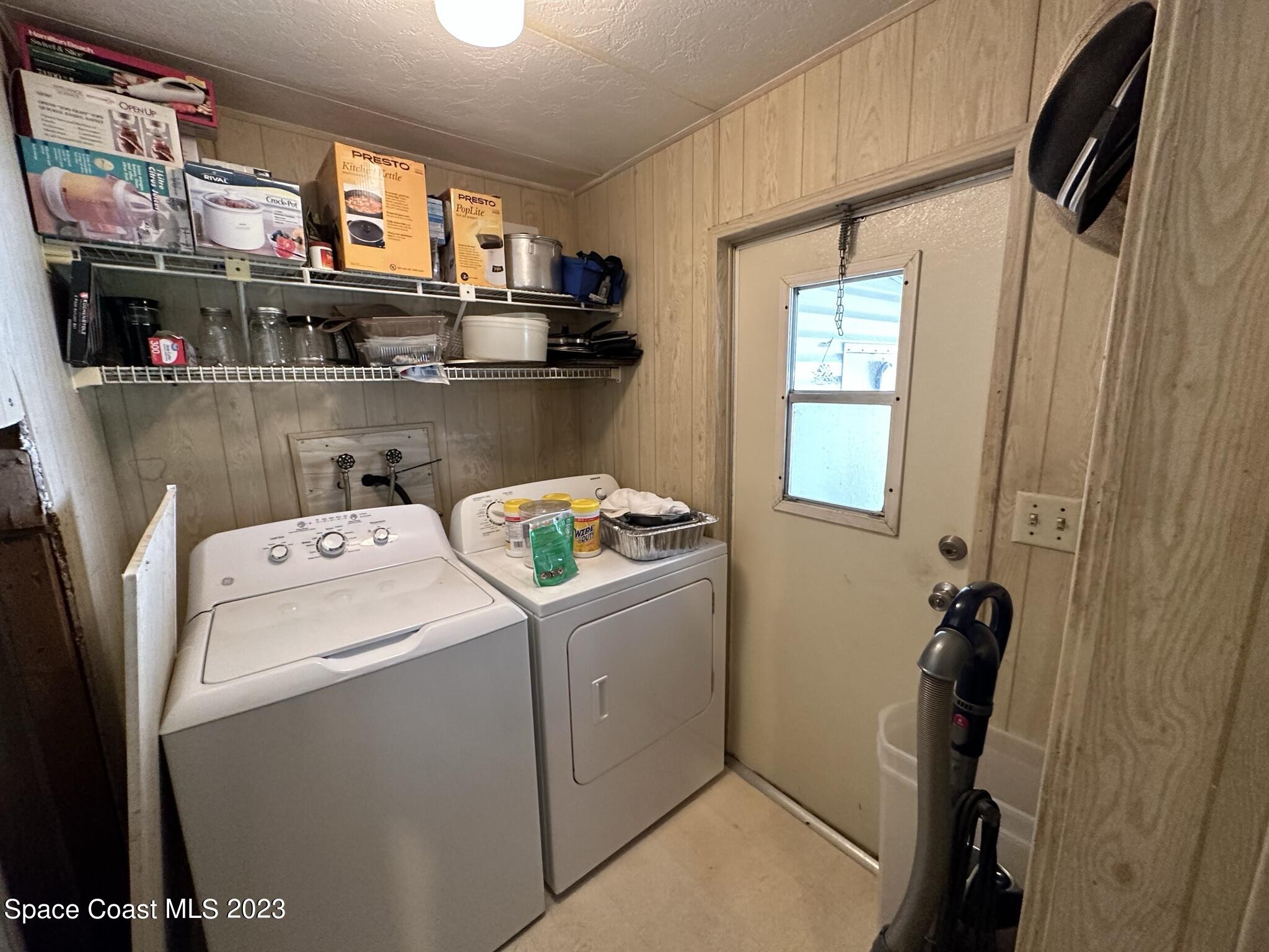 717 Periwinkle Circle