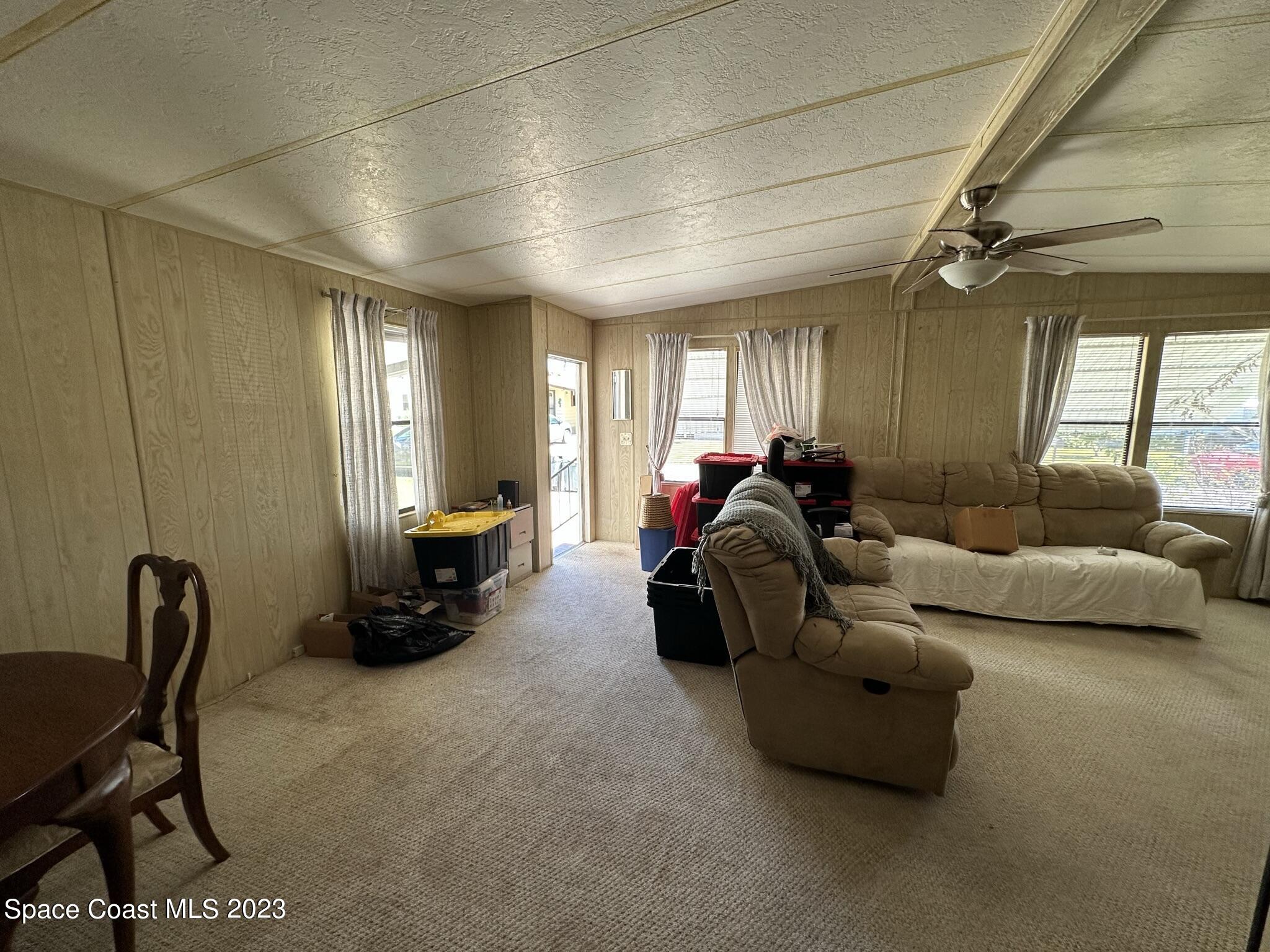 717 Periwinkle Circle