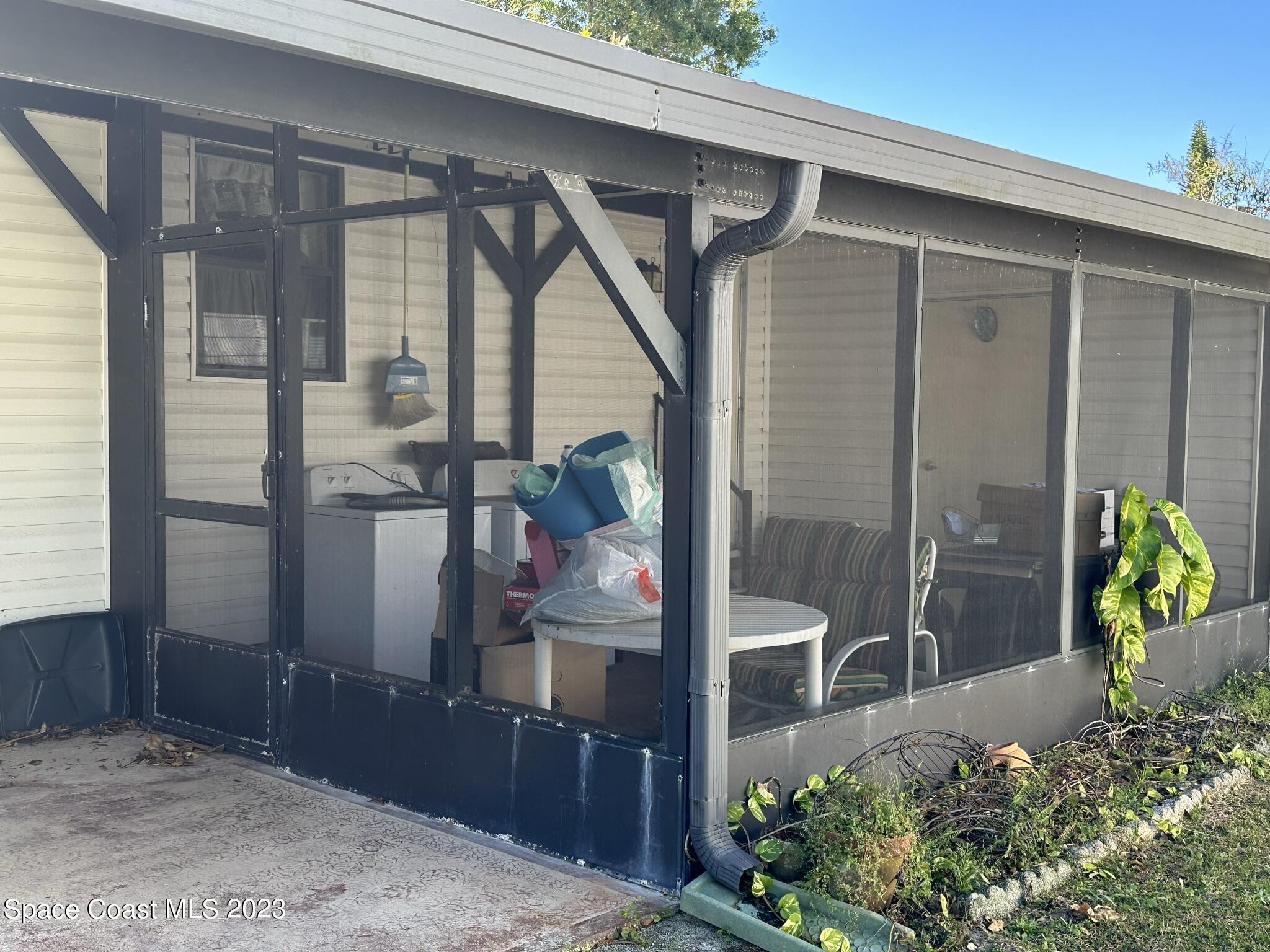 717 Periwinkle Circle