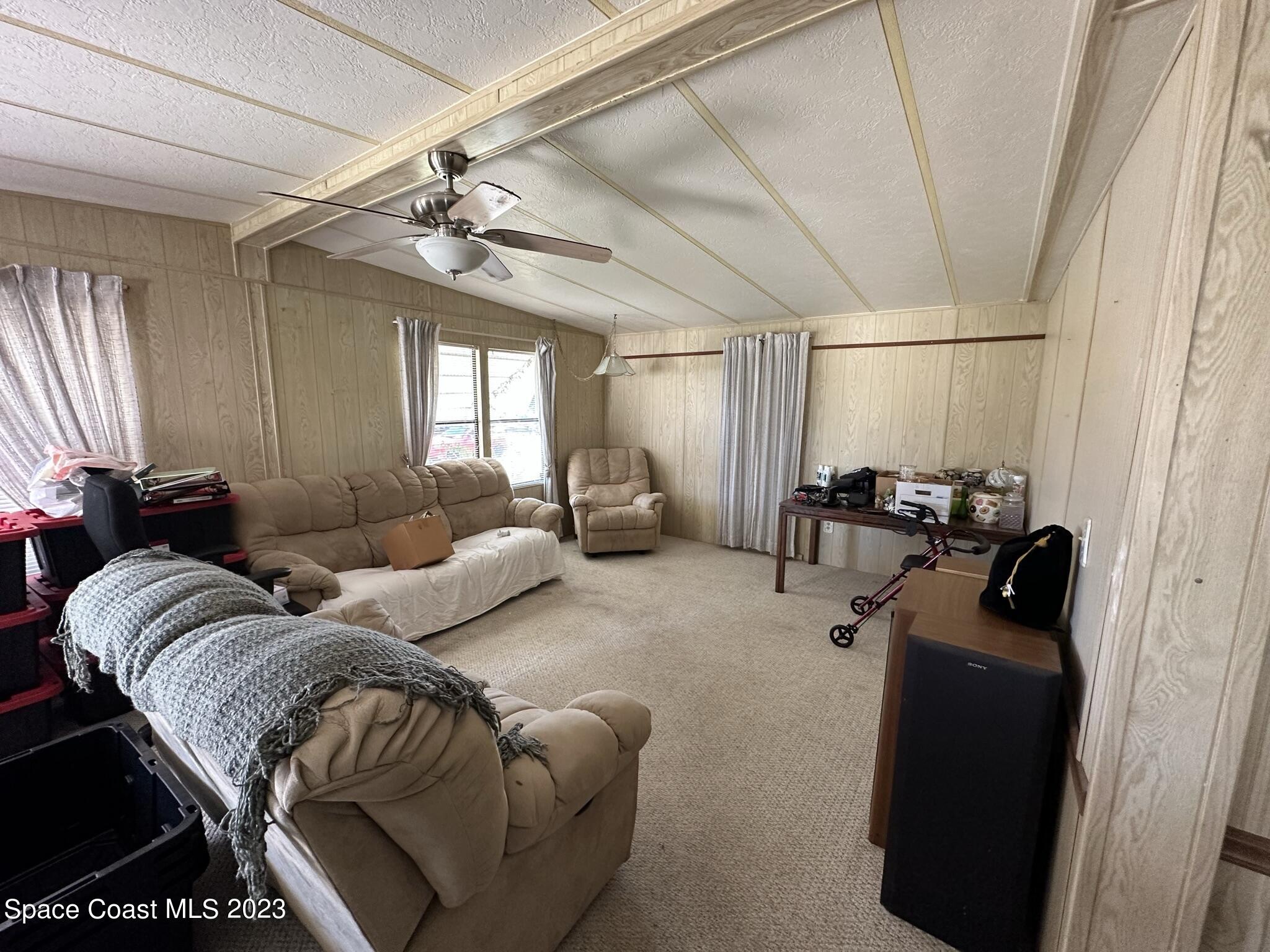 717 Periwinkle Circle