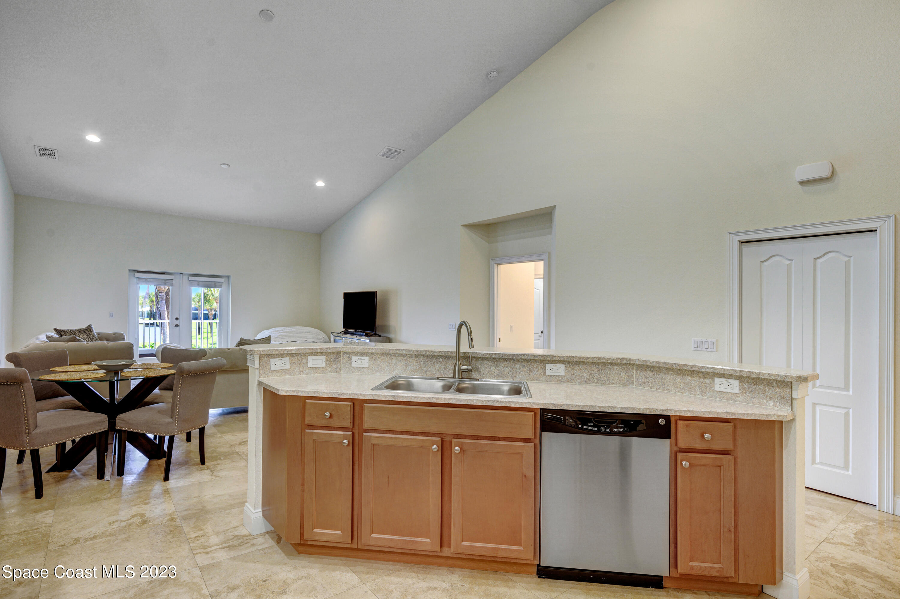 117 Lancha Circle, 202