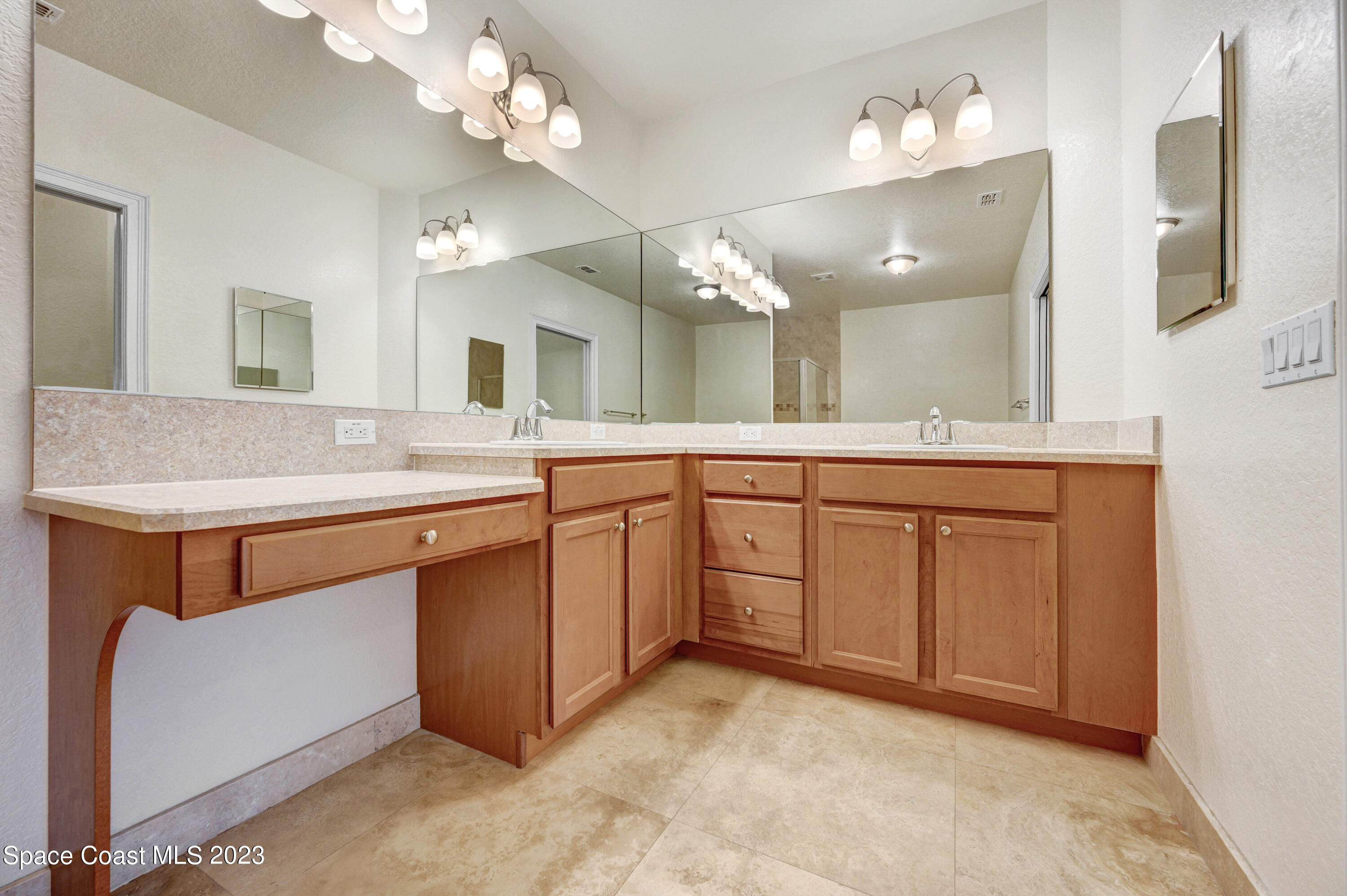 117 Lancha Circle, 202