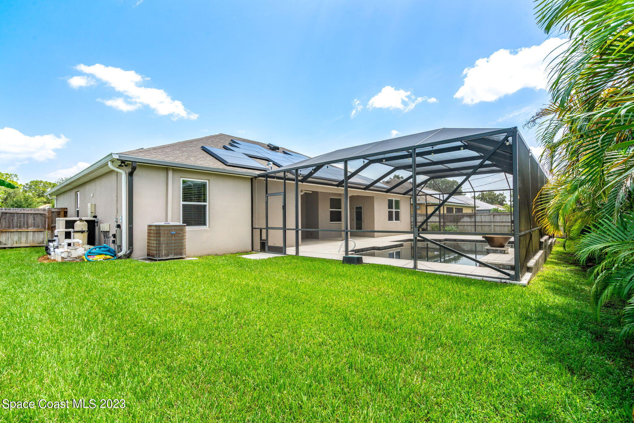 980 Hosbine Street SE