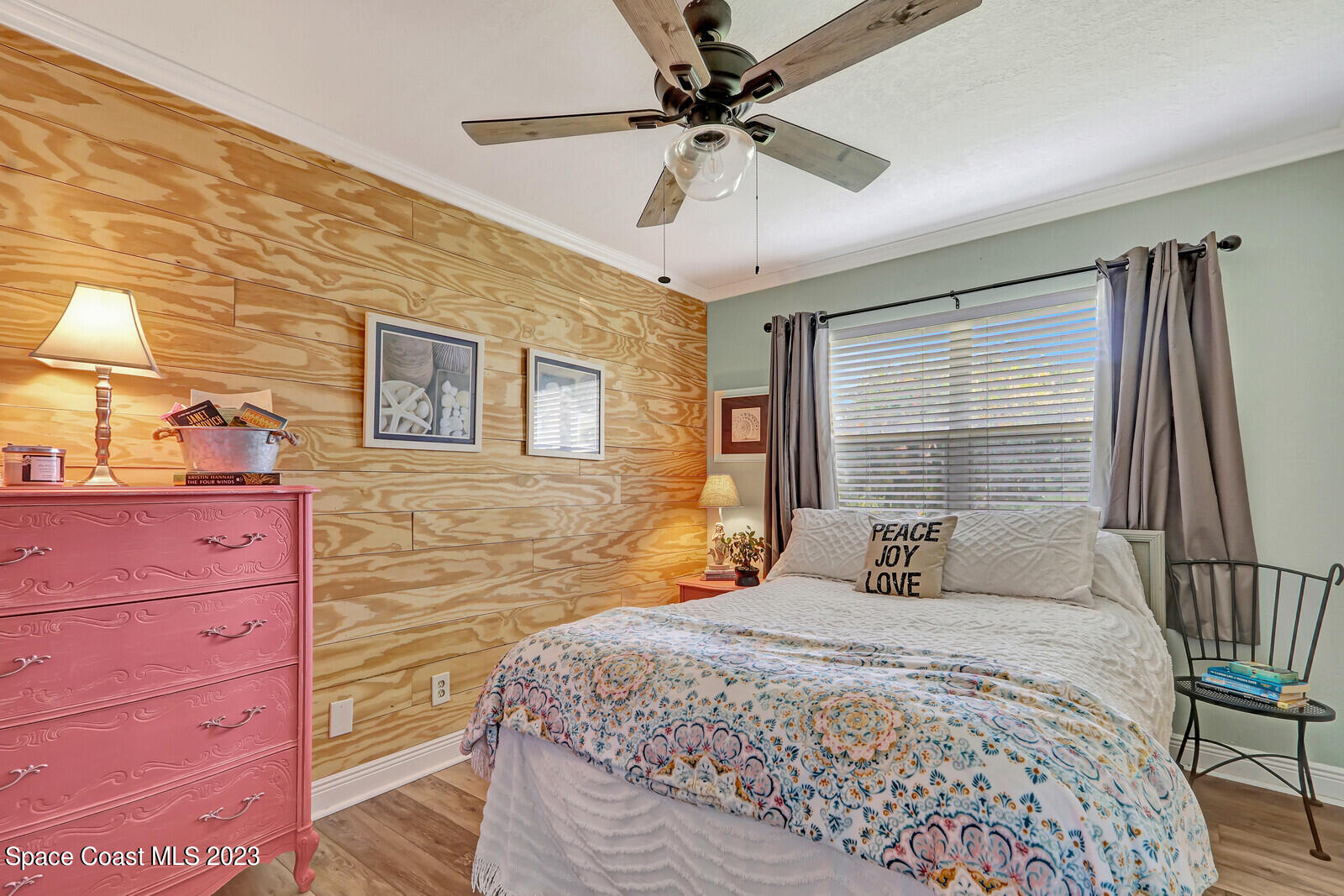 200 N El Mar Drive, 102