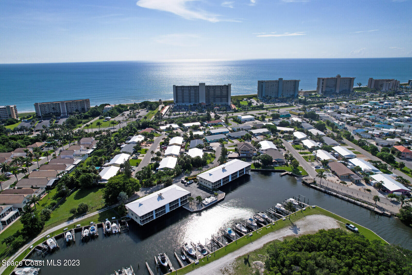 200 N El Mar Drive, 102