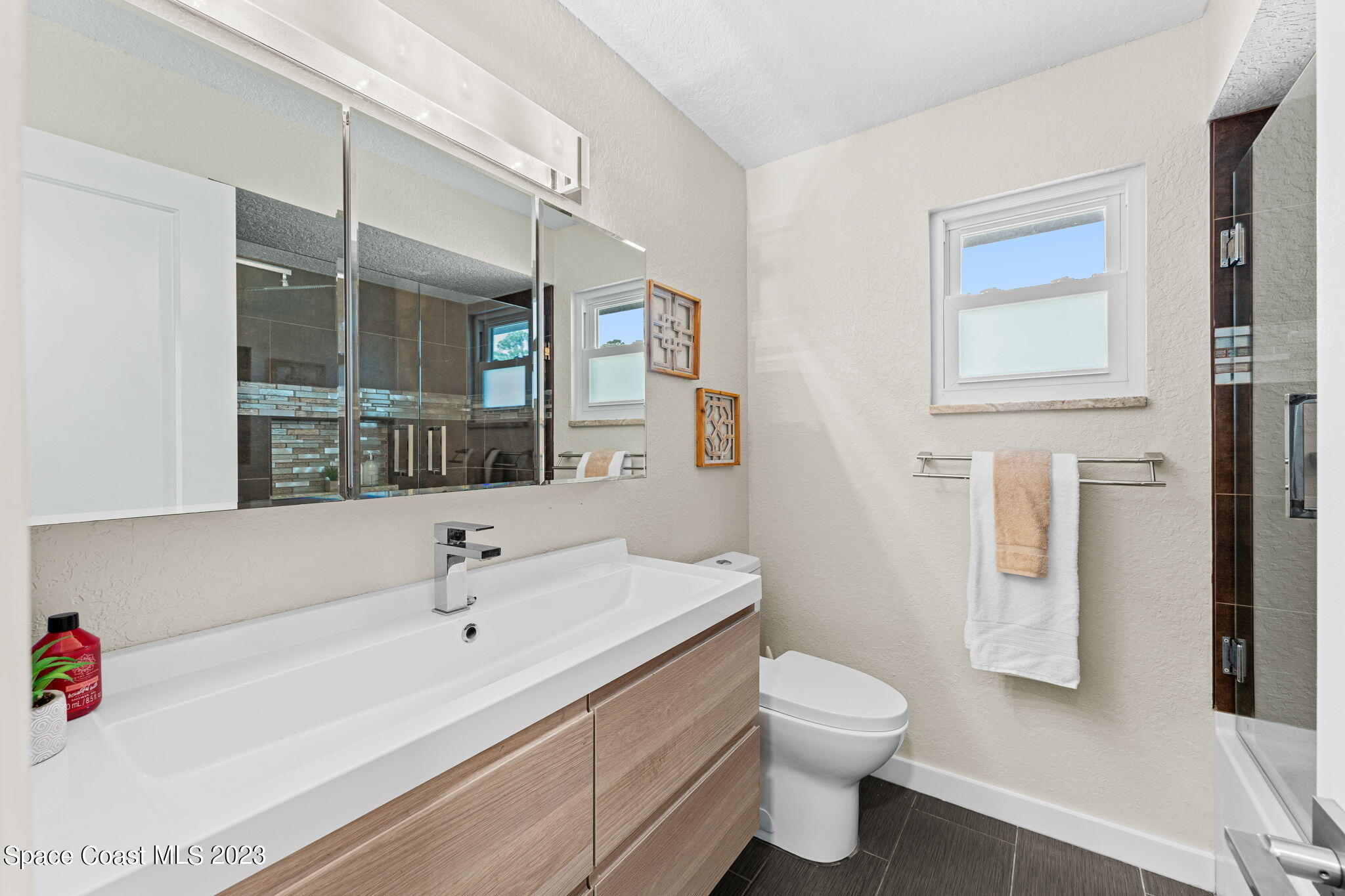 2265 Keystone Avenue