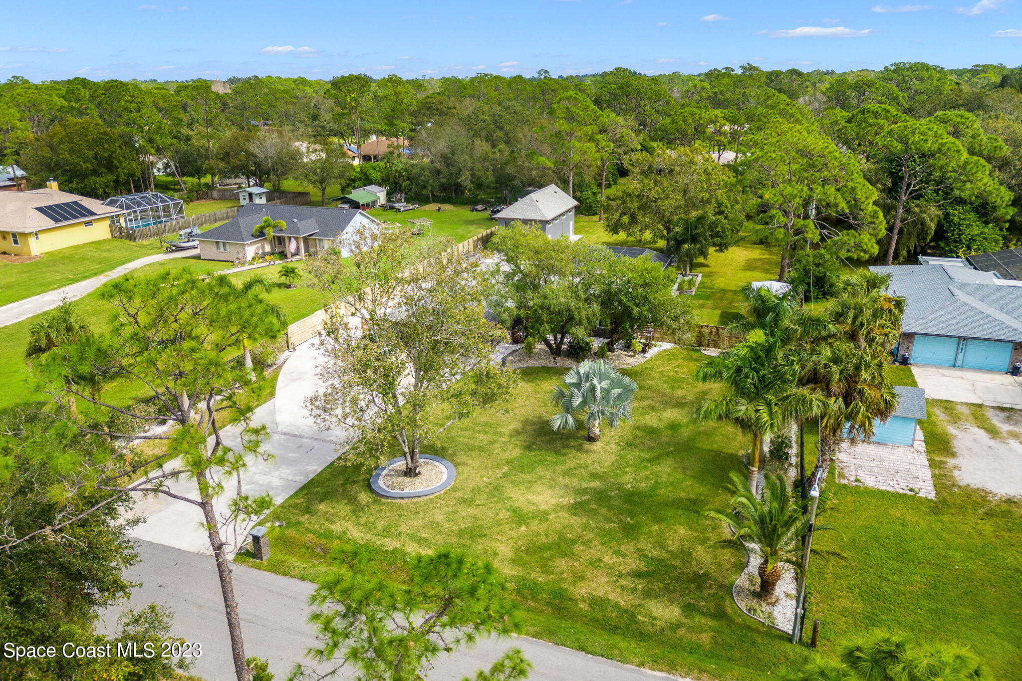 2265 Keystone Avenue