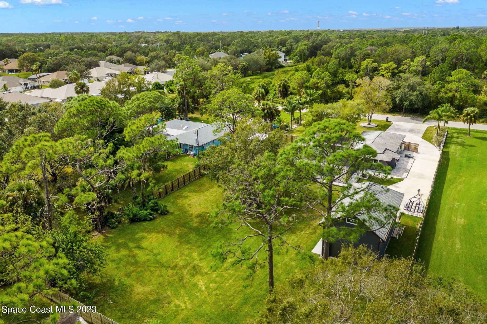 2265 Keystone Avenue