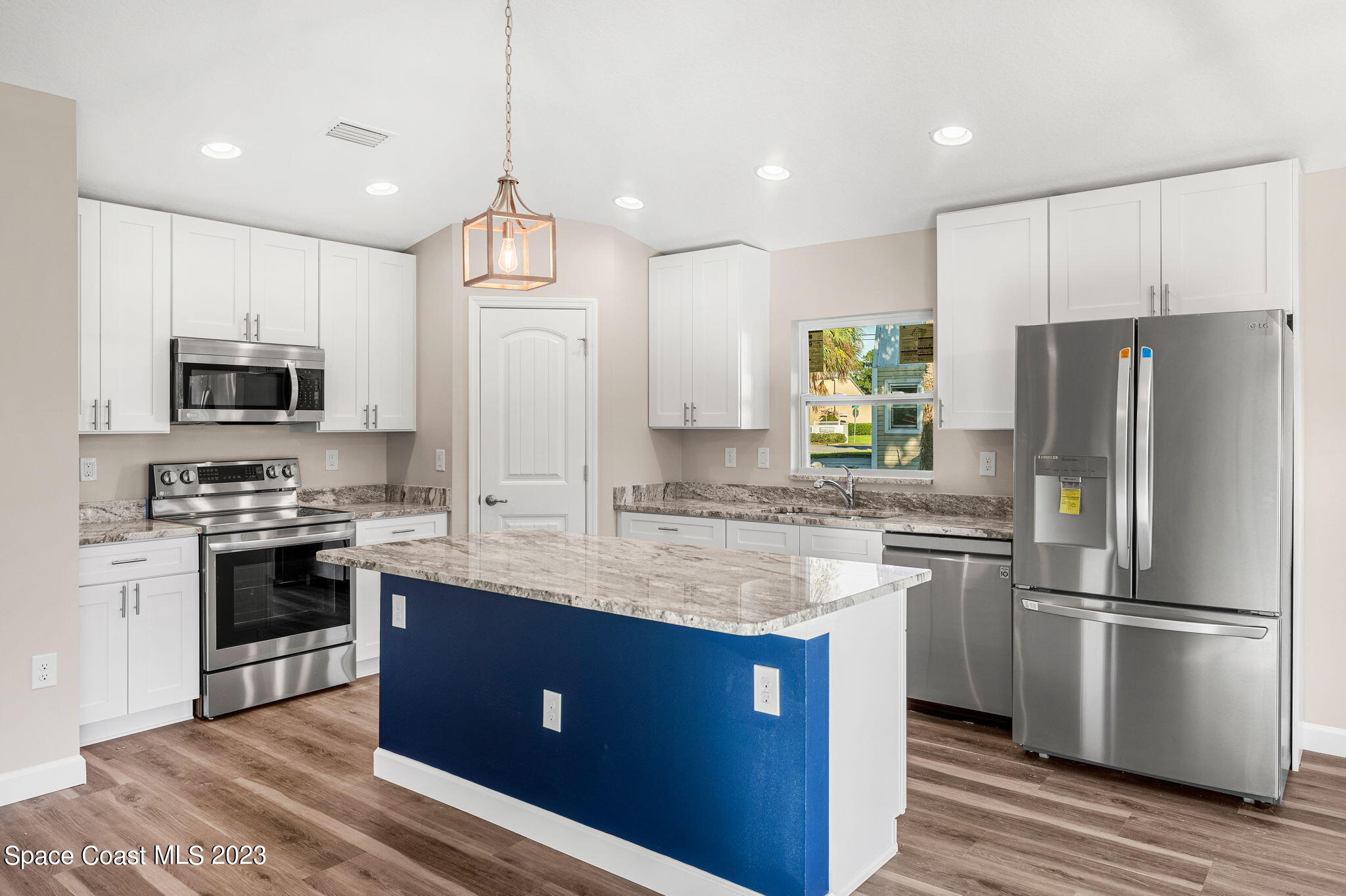 1639 Palm Ridge Road