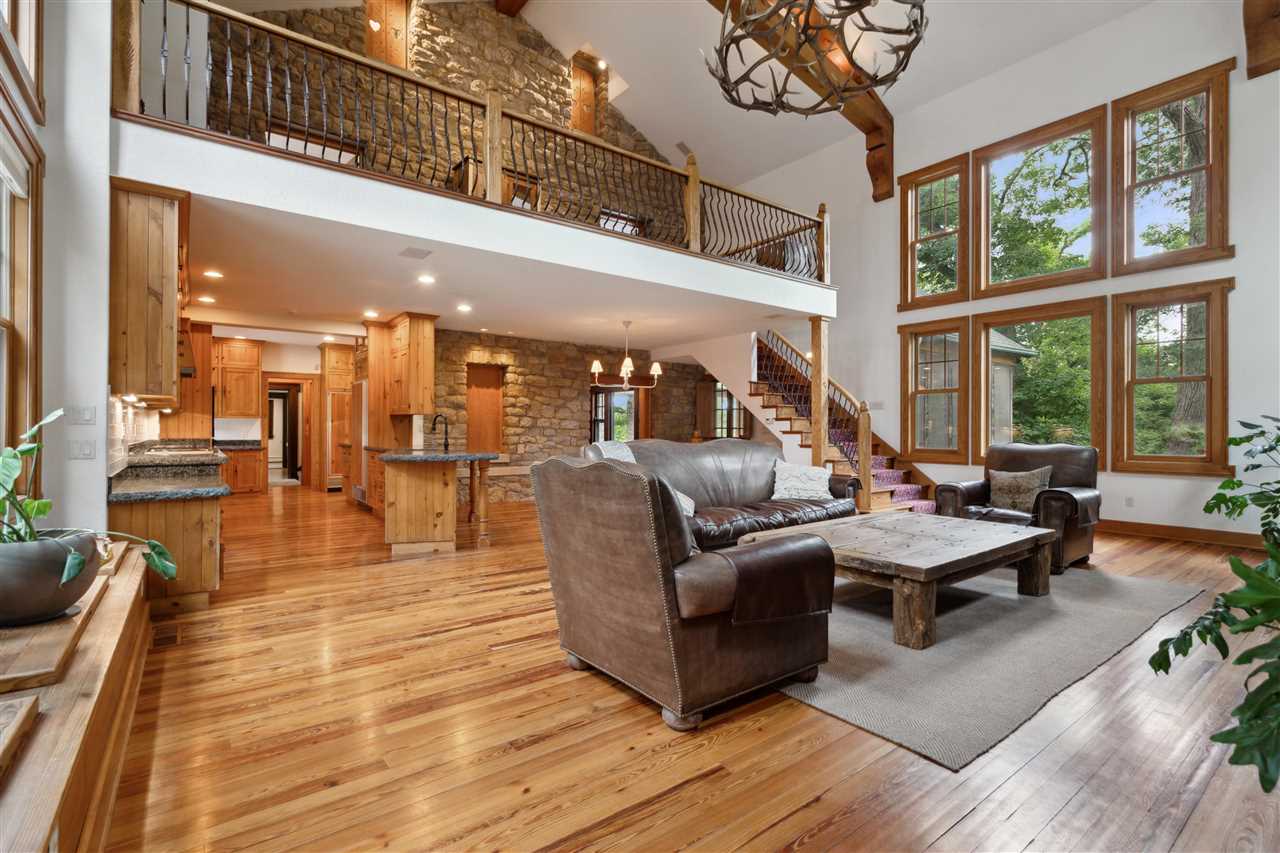 2075 Cottage Glen Rd SE