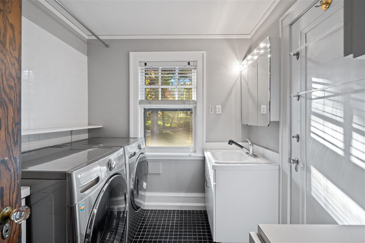 2075 Cottage Glen Rd SE