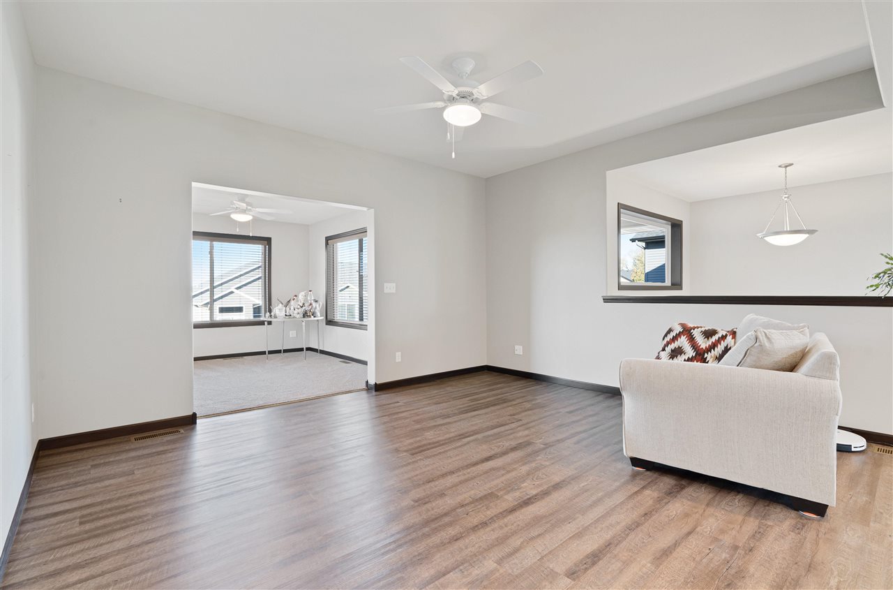 3508 Bluebird Dr. SW