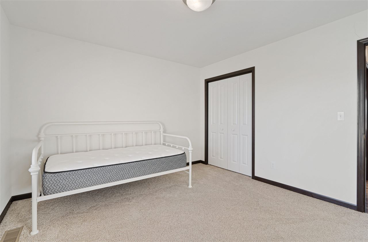 3508 Bluebird Dr. SW