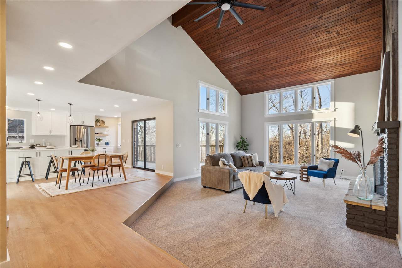 624 Carroll Dr. SE