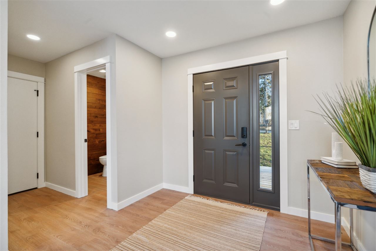 624 Carroll Dr. SE