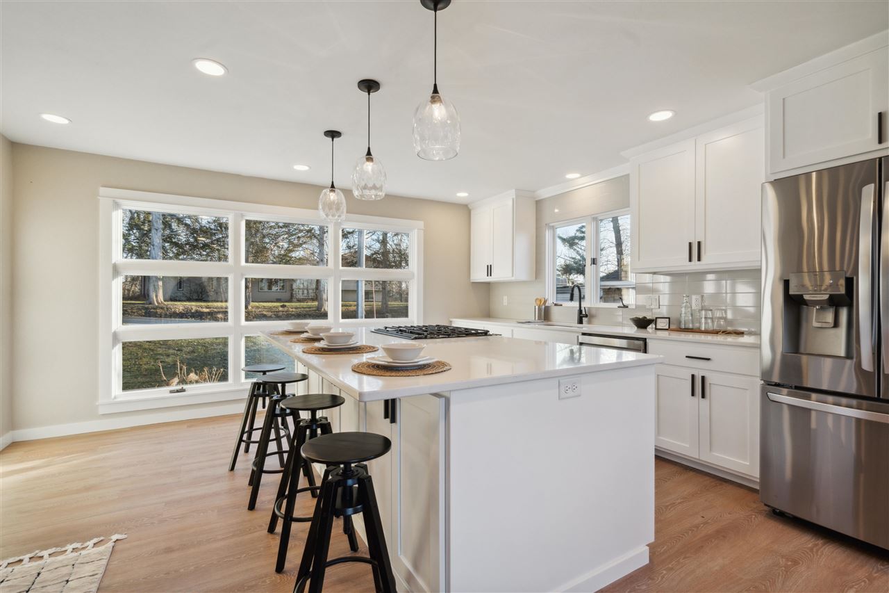 624 Carroll Dr. SE