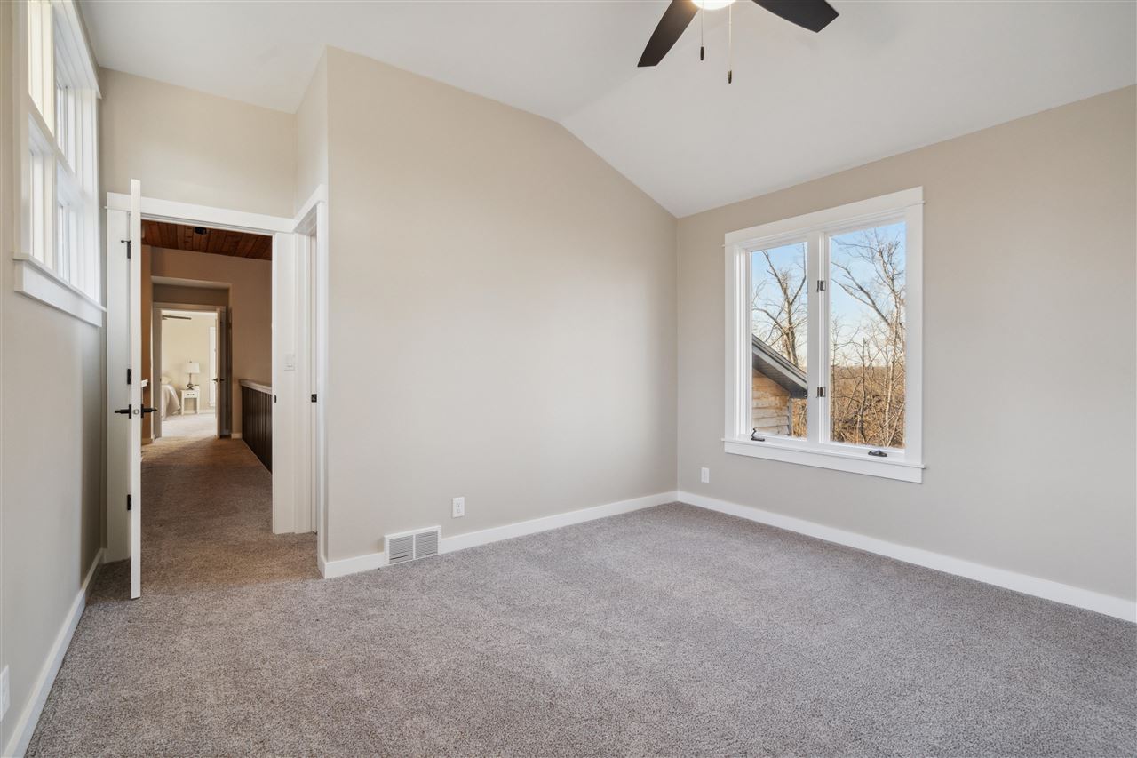 624 Carroll Dr. SE