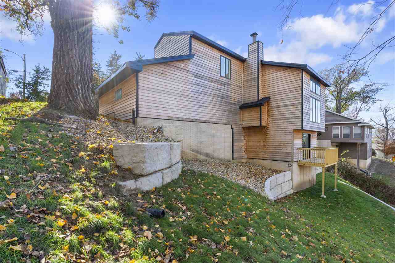 624 Carroll Dr. SE