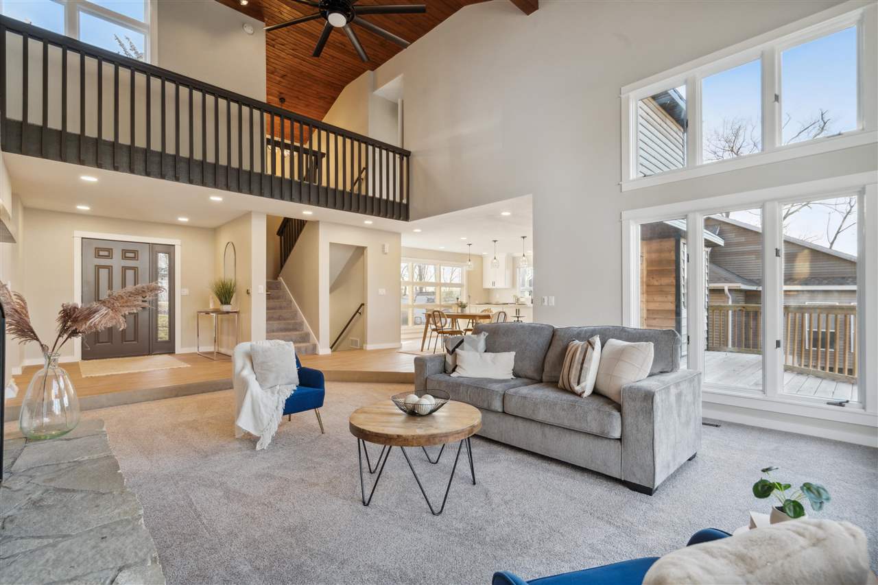 624 Carroll Dr. SE