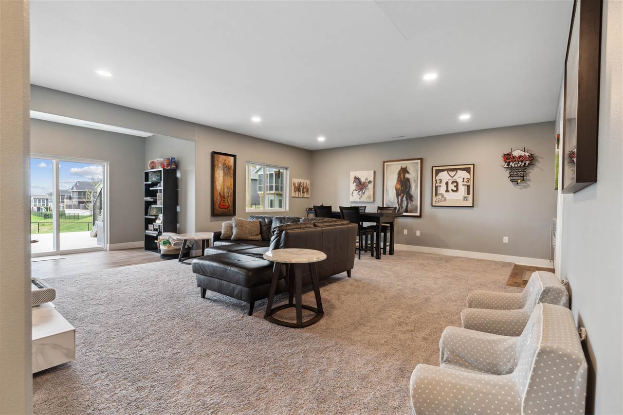 1002 Thomas Circle