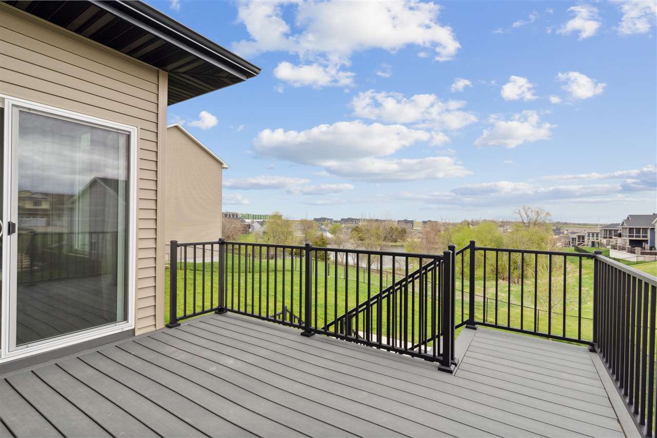 1002 Thomas Circle