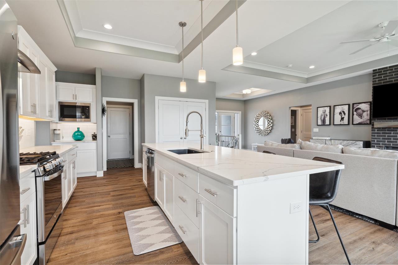 1002 Thomas Circle