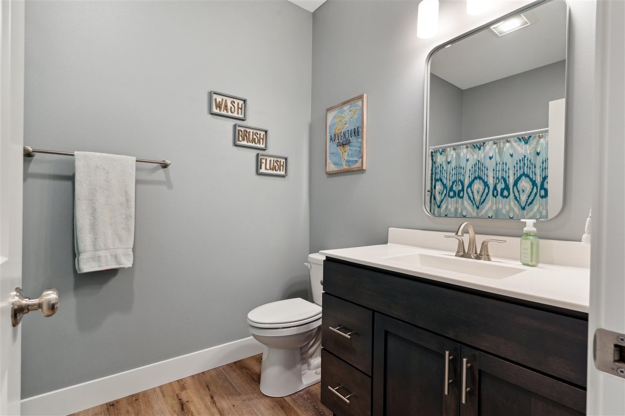 1002 Thomas Circle