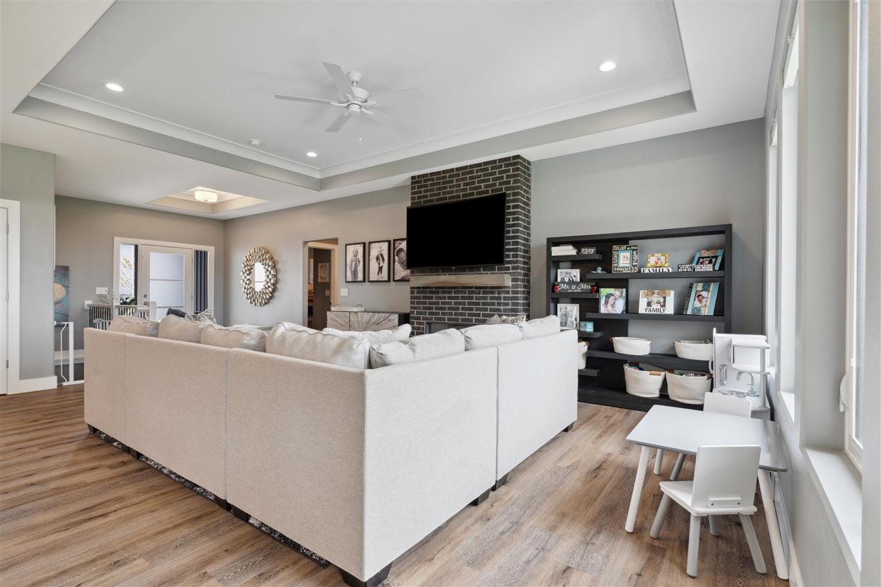 1002 Thomas Circle