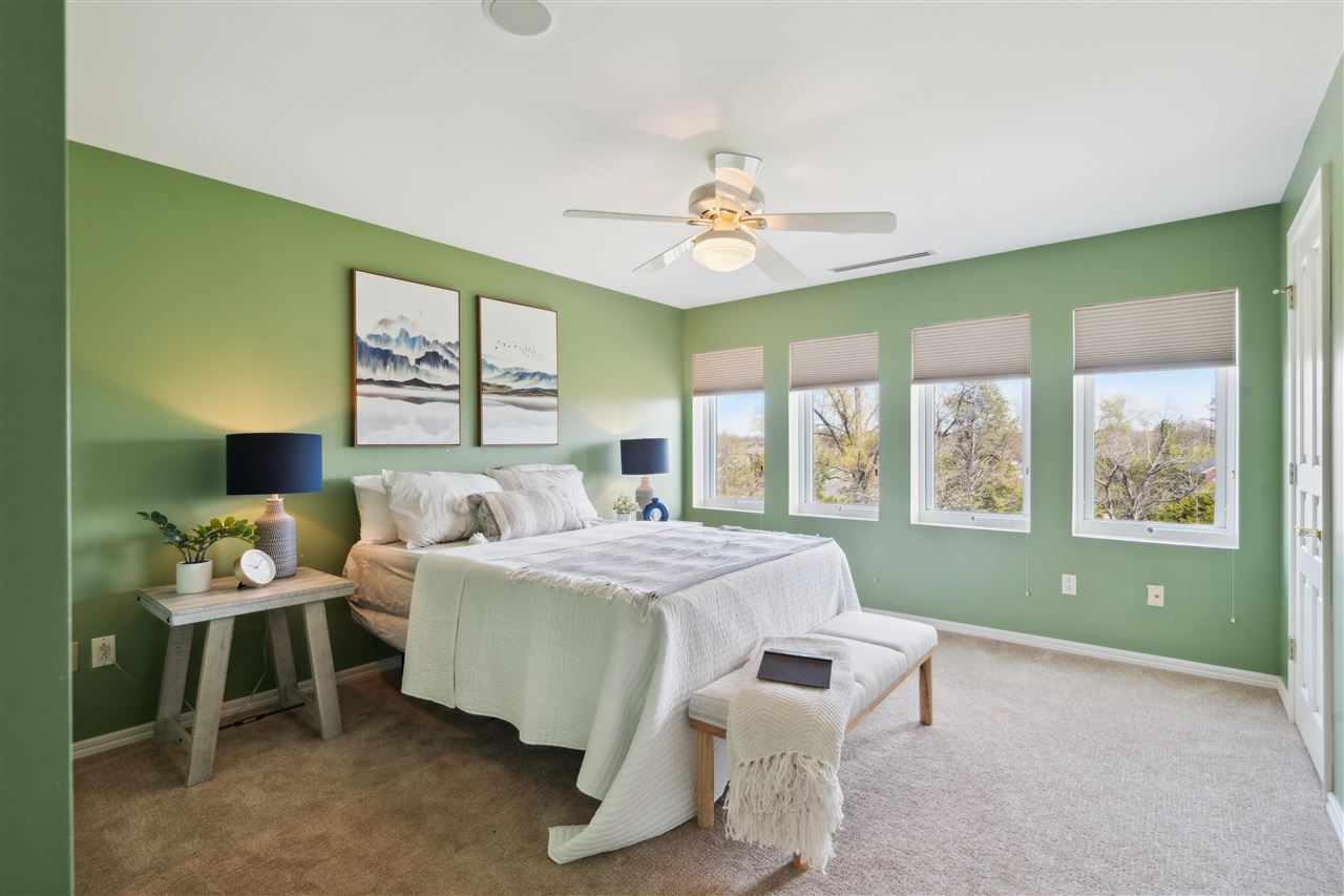 111 Cottage Grove Ave SE Unit: 402