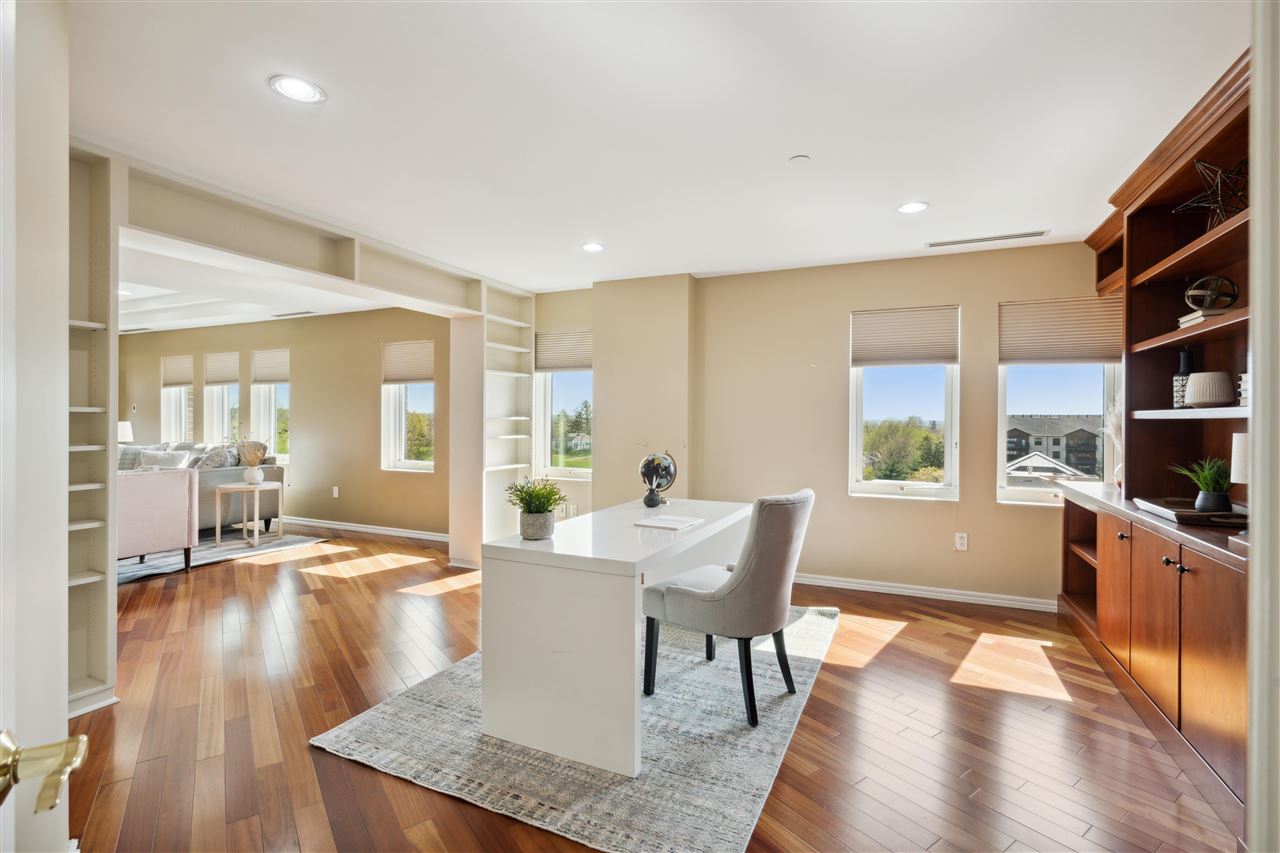 111 Cottage Grove Ave SE Unit: 402