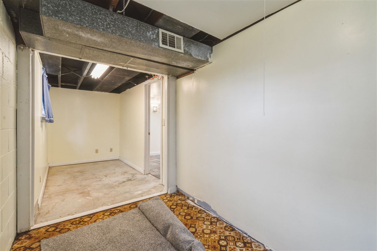 619 9th Ave