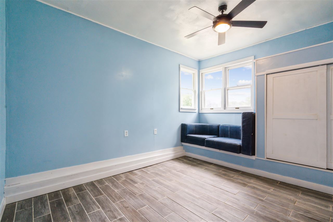 619 9th Ave