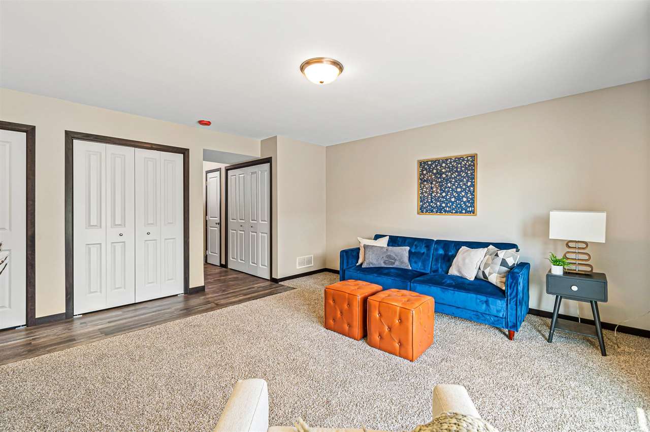 317-503 Chloe Dr