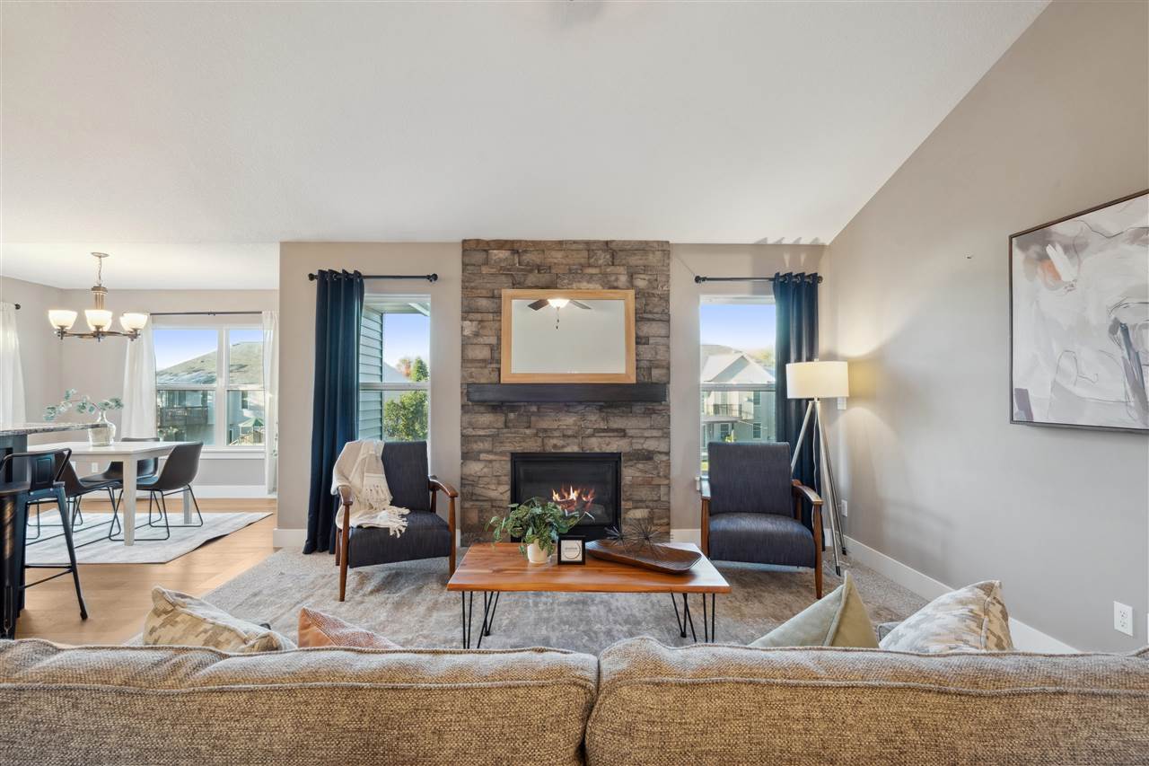 601 Valley Drive